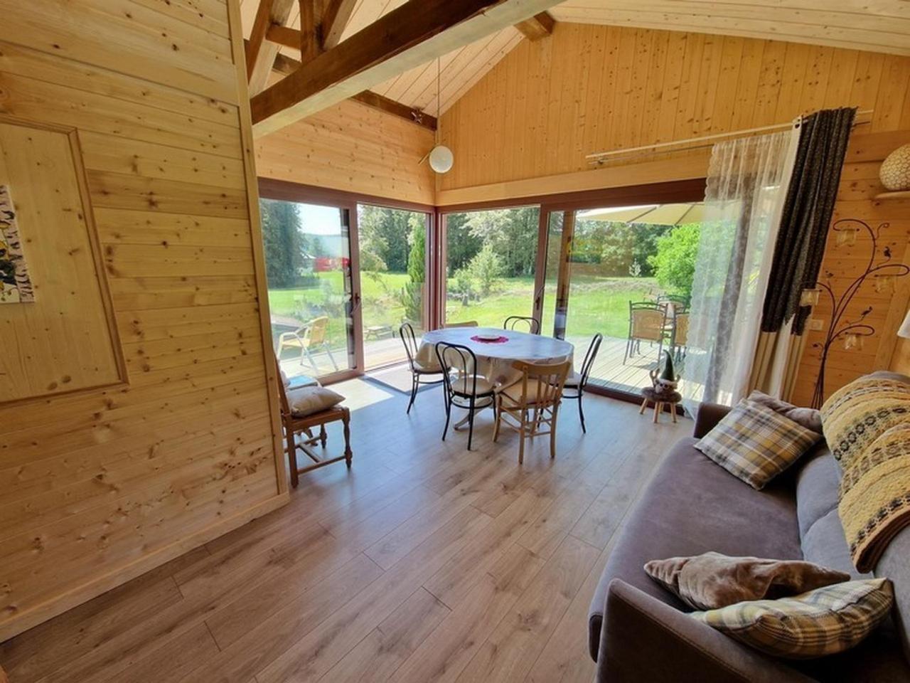 모르비에 Chalet Le Petit Jura 빌라 외부 사진